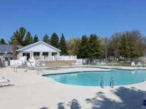 Plymouth Rock Camping Resort Studio Cabin 2