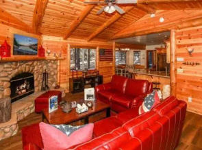 Catalina Creekside Cabin 372