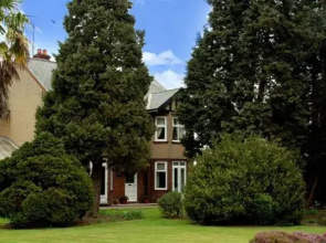Rylton House