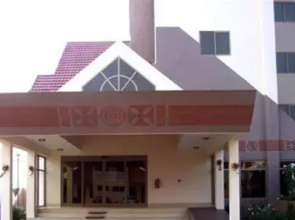 Crystal Rose Hotel
