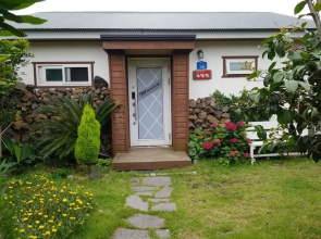 Jeju Mareka Pension