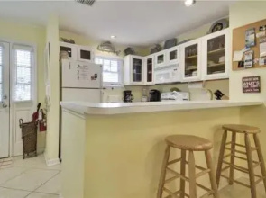A Place In Paradise (Townhouse)