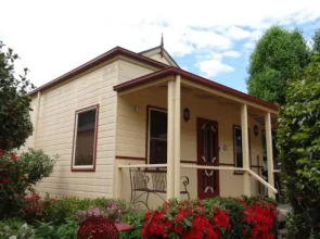 Autumn Affair Cottage 6