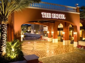 Beautiful Decor at an Amazing Resort Holiday home 2 BestStayz.1