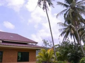 Rommai Chailay Resort & Seafood