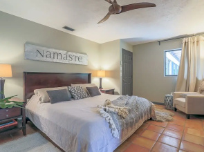 Sarasota 40 - 2 Br Home