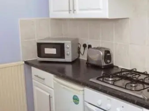 Flat 5 Apartments