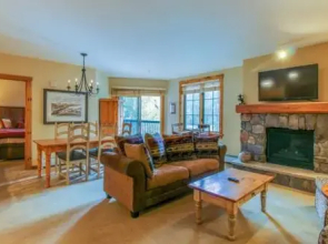 1 Bedroom Plus Murphy Mountain Condo in River Run Village with Hot Tub Access and Walking Distance to Ski