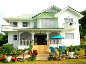 SeyBreeze Villa