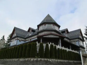 The Mansion Inn