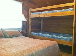 Lake Texoma Camping Resort Cabin 10