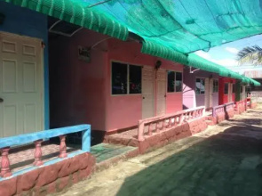 Baanpak Pha Taem Resort and Krua Je Mon