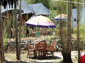 Chunkas Camp Hotel