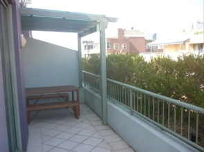 HWD89 - Harwood St Apartment