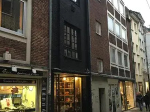 Square Rooms
