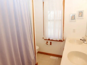 Wild Waves - 4 Br Home