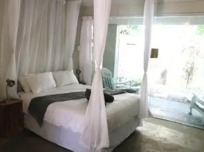 Barefoot B&B