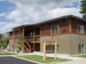 Arrowhead Lodge