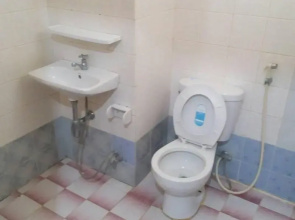 Zwahotel Amnatcharoen