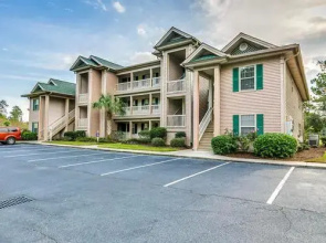 #19G True Blue - 2 Br condo by RedAwning