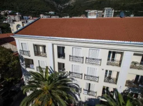 LuxBeachFront