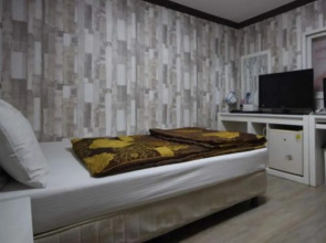 Dream of City Motel