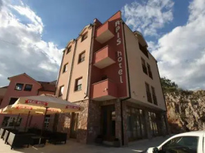 Apis Hotel
