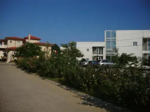 Complex La Perla