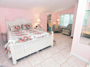 Palms of Sanibel Rose Cottage