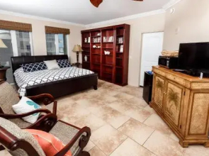 Caribbean Resort A0401