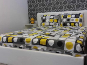 Unicorn Kievskaya Guest House