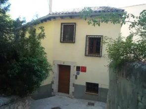 Apartamentos Casas Colgadas