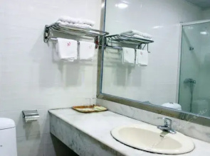 Yiyuan Hotel