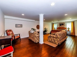 Bear Hill - 2 Br home by RedAwning