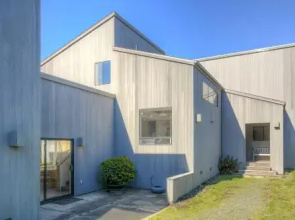 Neel Nirvana - Three Bedroom Home