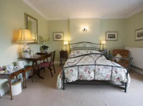 Farthings Country House Hotel & Restaurant Tunton