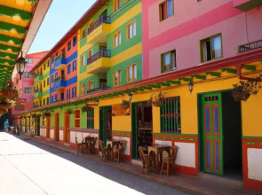 San Peter Suites
