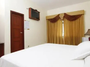 Hotel Versailles Internacional