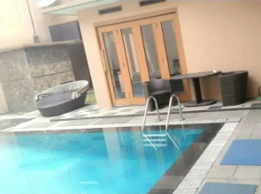 Mentor Guest House