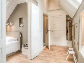 B&B De Koesfabriek