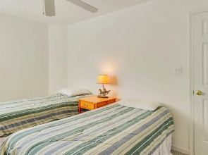 The T House - 5 Br Home