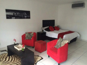 Palm Lodge