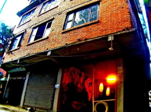 Monkey Temple Backpackers Hostel