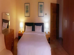 White House Negombo