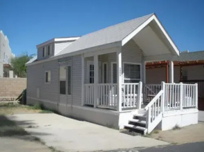 Palm Springs Camping Resort Cottage 1