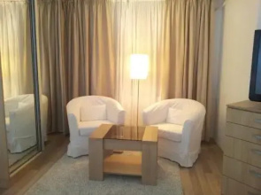 Select Studio