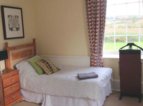 Colthrop Manor