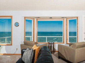 Promenade Deck 3 Br condo by RedAwning
