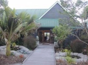 Tawharanui Lodge