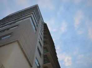 Elite Building